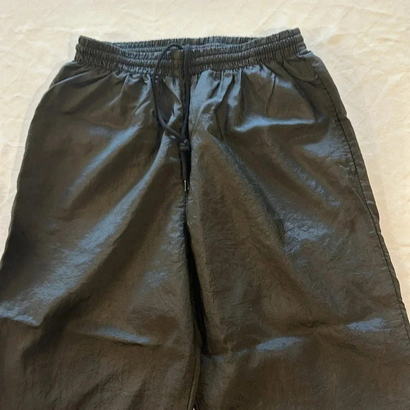 Vintage Lavon Sport women’s nylon track pants joggers medium excellent condition - Picture 2 of 4